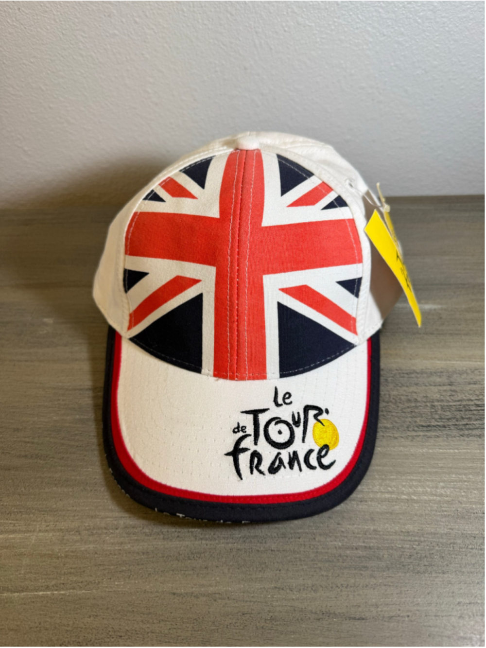 Official Le Tour De France UK Union Jack Cycling Cap Hat White NWT W/defects